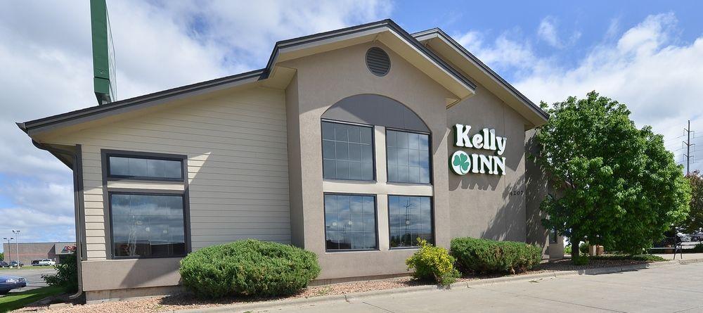 Kelly Inn 13Th Avenue Фарго Экстерьер фото