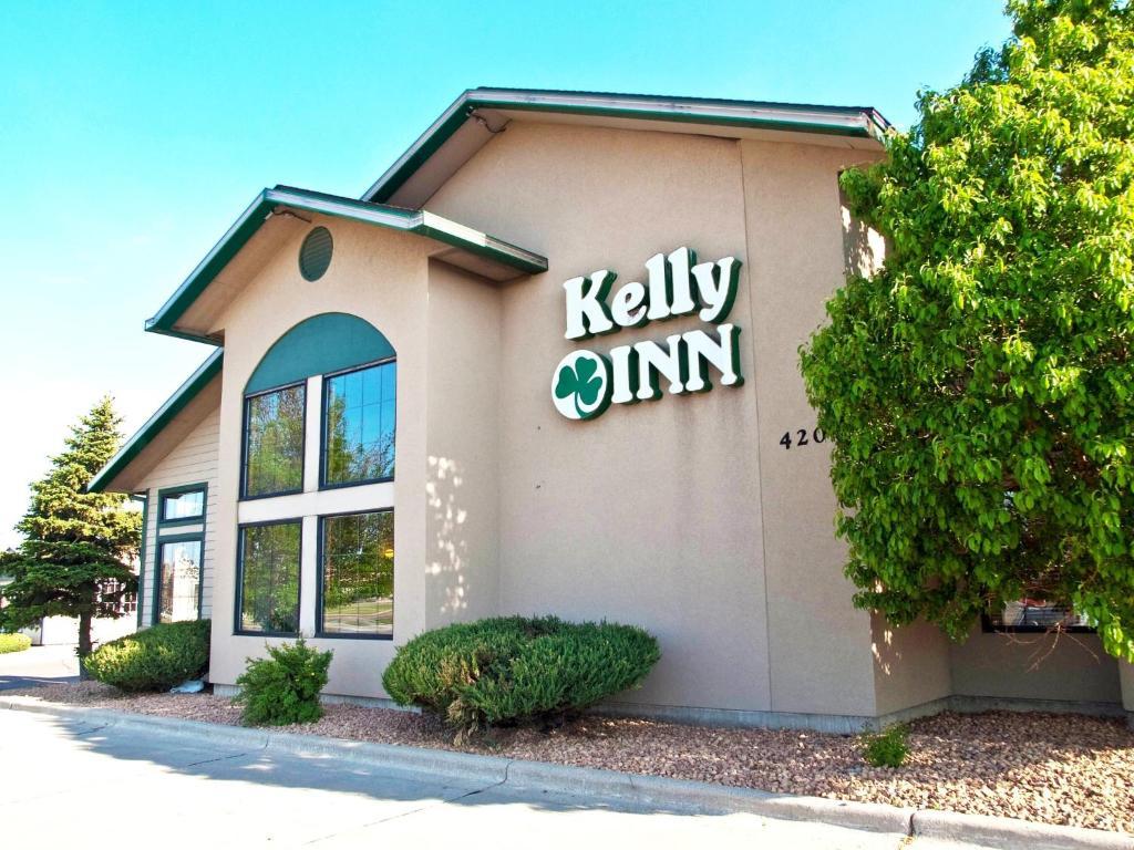 Kelly Inn 13Th Avenue Фарго Экстерьер фото